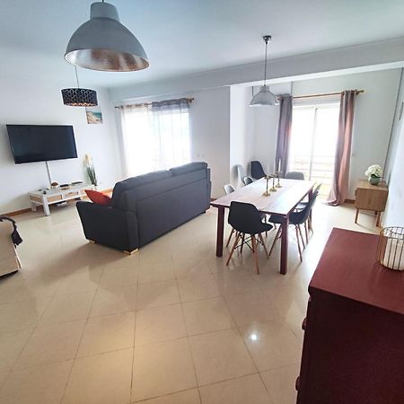 Algarve Modern T1 Apartment With Balcony In อัลบูเฟรา ภายนอก รูปภาพ