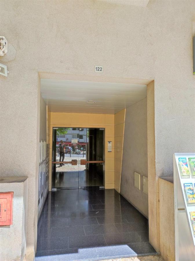 Algarve Modern T1 Apartment With Balcony In อัลบูเฟรา ภายนอก รูปภาพ